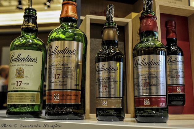 Déclinaisons_du_Ballantines_17_coffret_WLP_2014 Déclinaisons_du_Ballantines_17_coffret_WLP_2014